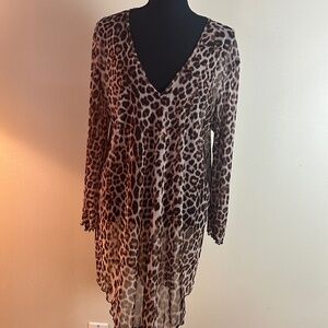 Jordan Taylor Leopard top